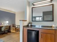 HOUZA-P0062-Double-Mirror.16x9_original